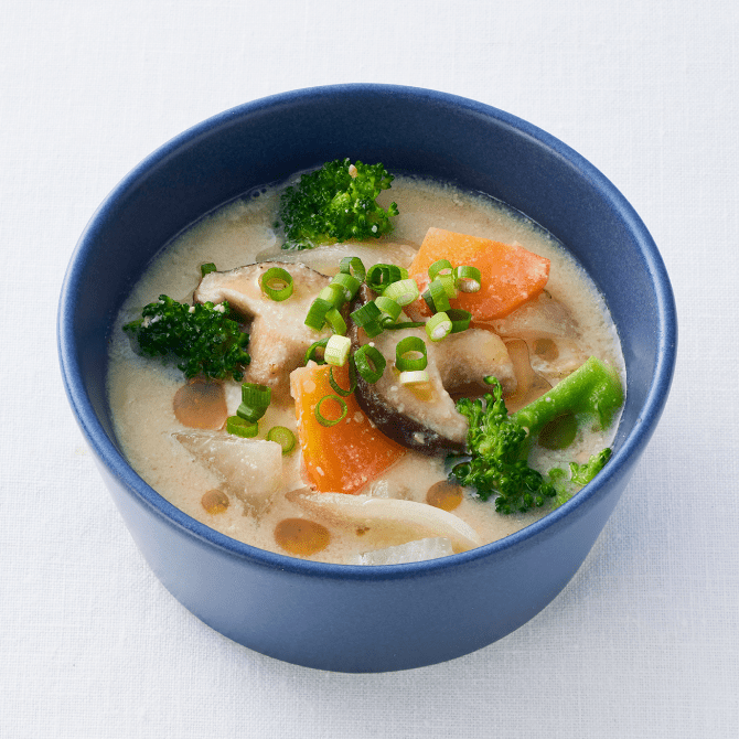 野菜のごまみそスープ