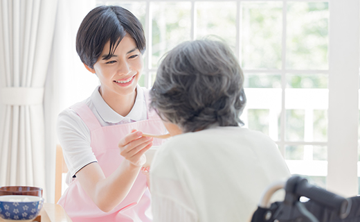 嚥下（えんげ）障害とは？むせる原因や今すぐできる改善トレーニング