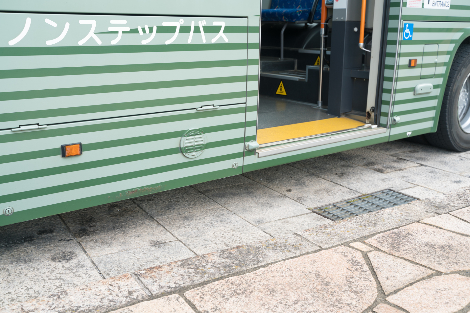 ユニバーサルデザインとバリアフリーの違い廃用症候群の予防法